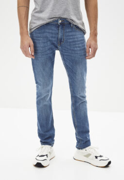 ג'ינס בגזרה צרה C25, דוחה מים