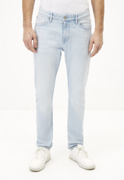 ג'ינס נמתח גזרת סלים