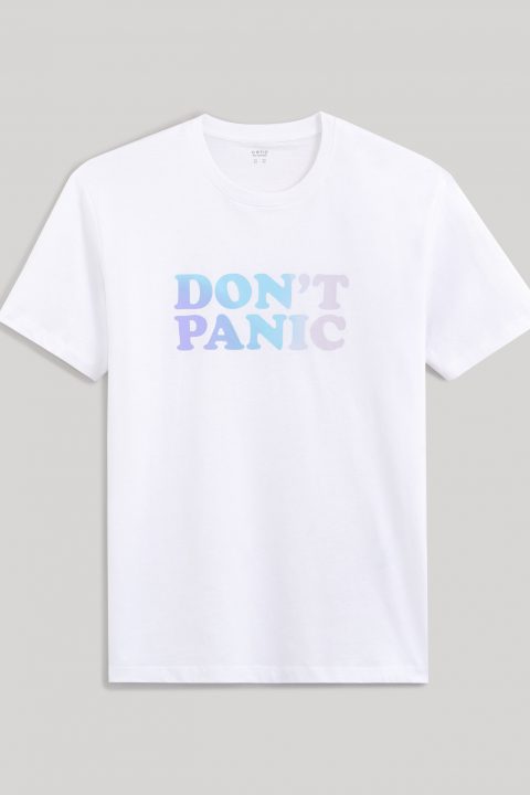 ⁦חולצת טי צווארון עגול DONT PANIC⁩ – תמונה ⁦3⁩