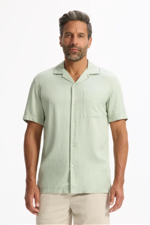 ⁦SHORT SLEEVES SHIRT בצבע VERT SAUGE⁩ – תמונה ⁦3⁩