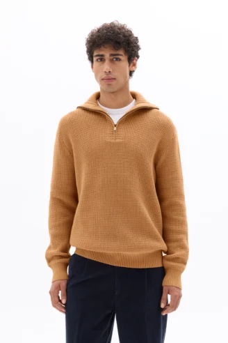 סריג וופל בגזרה משוחררת עם צווארון רוכסן - קאמל