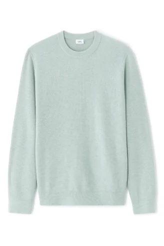 סוודר עם צווארון עגול 100% כותנה פיקה - תכלת סוודר עם צווארון עגול 100% כותנה פיקה - תכלת