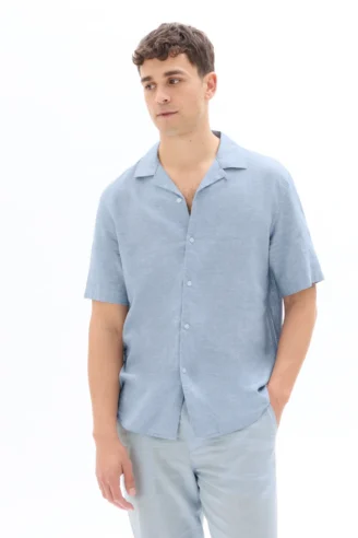 חולצת מכופתרת גזרה רגילה