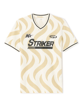 חולצת כדורגל בגזרת אוברסייז