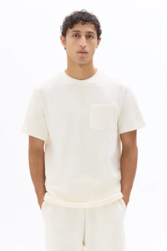 טי־שירט בוקסי מכותנה סטרץ' עם כיס - בז'