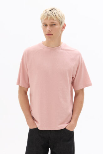 חולצת טי אוברסייז עם צווארון עגול ובד במרקם מובלט