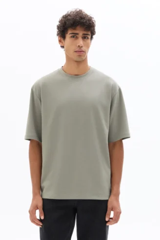 חולצת טי עם צווארון עגול Oversize