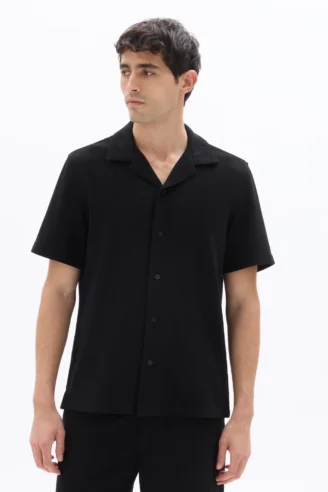 חולצה מכופתרת קצרה בגזרת Regular עם טקסטורה - שחור