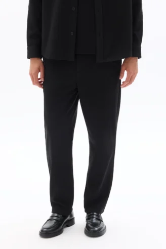 מכנסיים בגזרת Slim מבד Twill – שחור